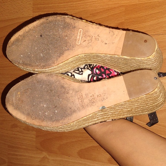 Coach | Maritza Black White Floral Print Wedges - Picture 4 of 5